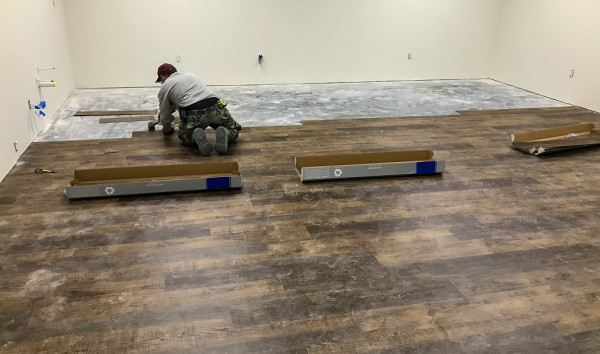 Floating Flooring, what is it and how to install it. Learn the Basics. image