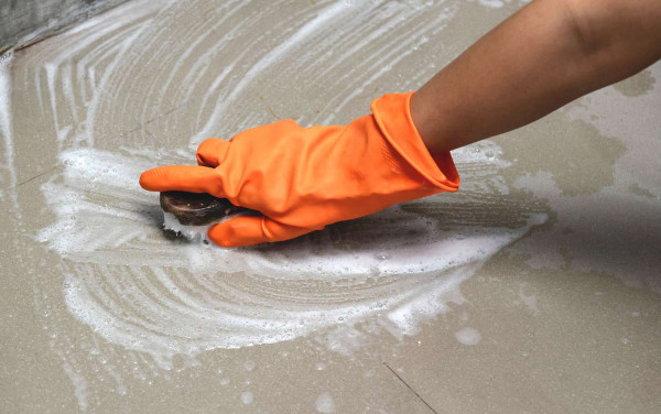Effective Ways to Clean Oil Stains Off Concrete Driveways image